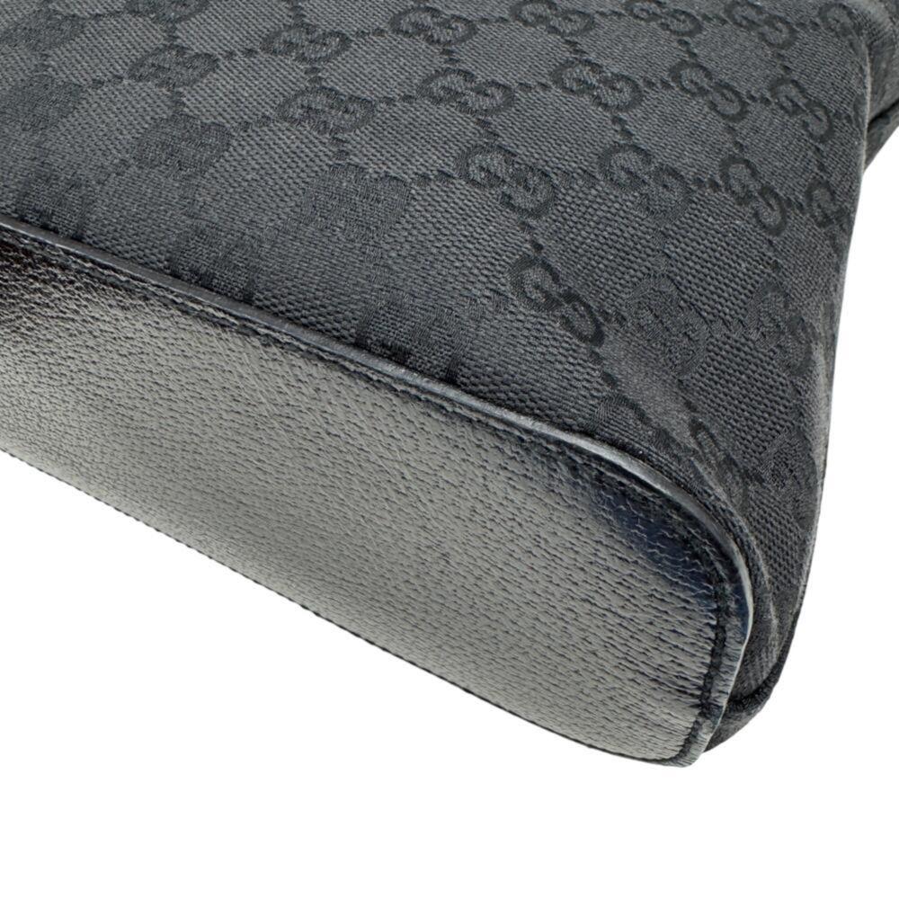 GUCCI Authentic Black Canvas Shoulder Bag - Picture 7 of 13